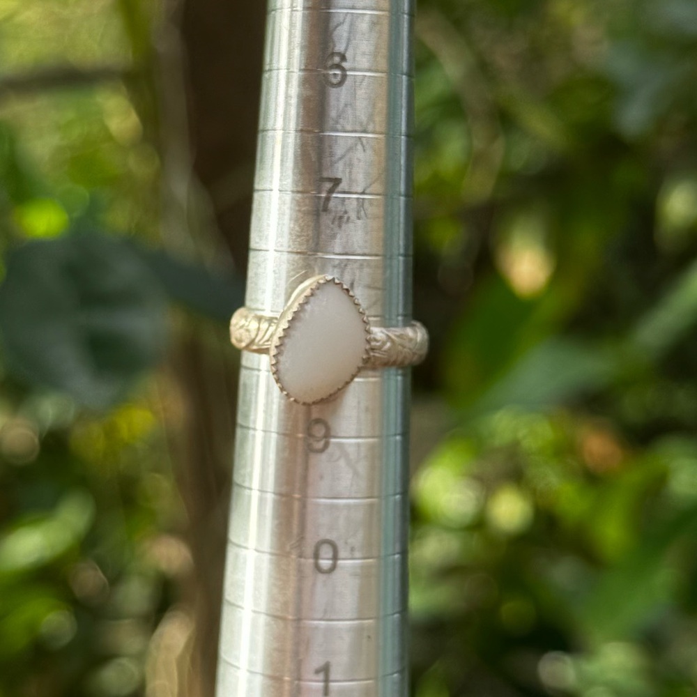 White milk sea glass sterling & fine silver thick floral band - Picture 3 of 3